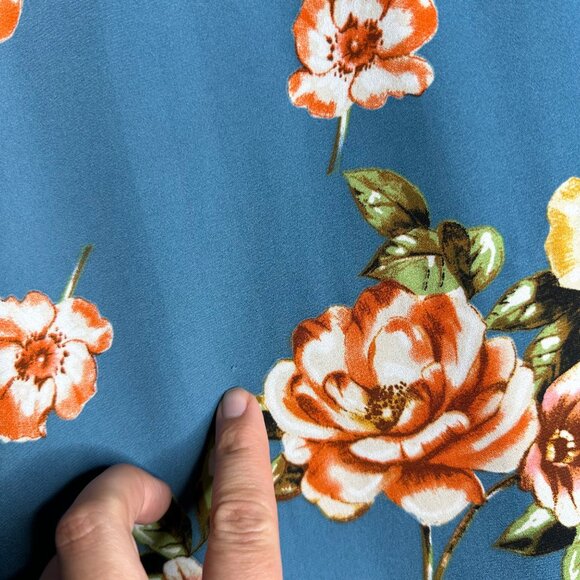 Show Me Your Mumu Kylie Mini Dress  Size Medium Prairie Petal Blue Floral - Picture 3 of 9